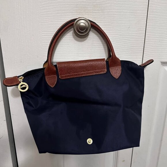 Longchamp - Picture 3 of 6